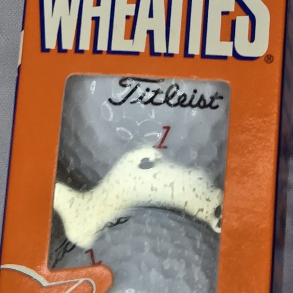 NEW!! 1996 Tiger Woods Wheaties Titleist Golf Balls 2 Packs Of 3 Balls (6) - Picture 3 of 6